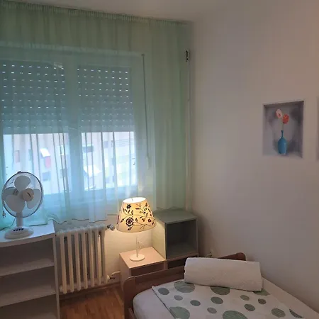 Khaleesi With Sea View Apartman *