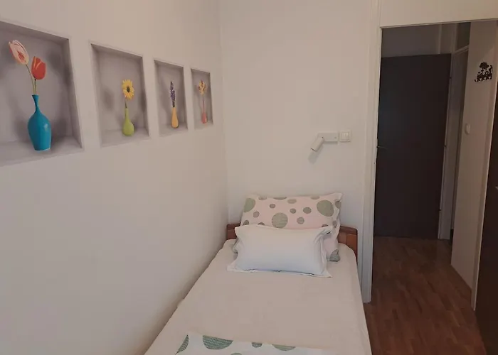 Khaleesi With Sea View Apartment Split