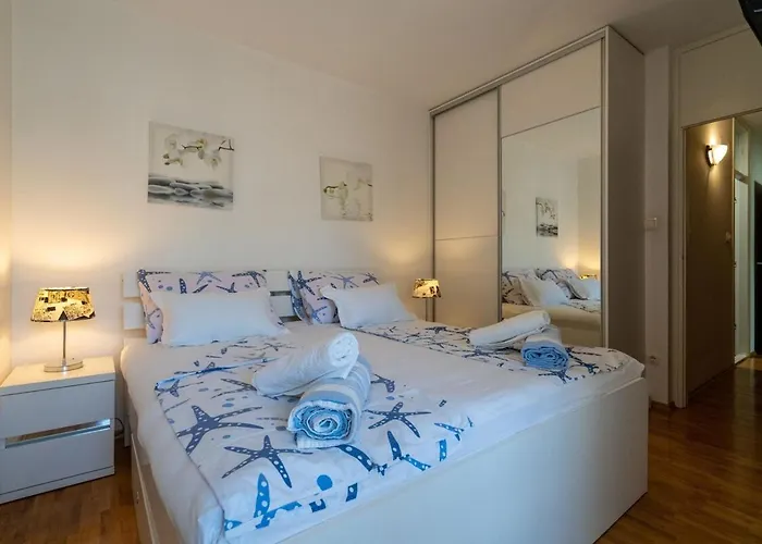 Apartment Khaleesi With Sea View