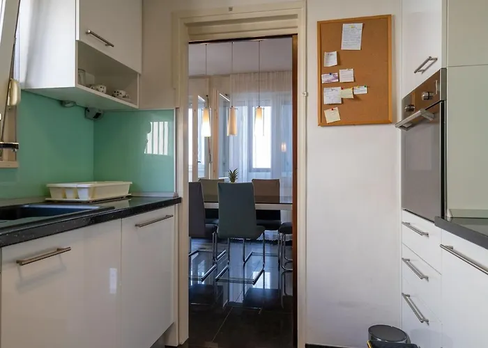 Khaleesi With Sea View