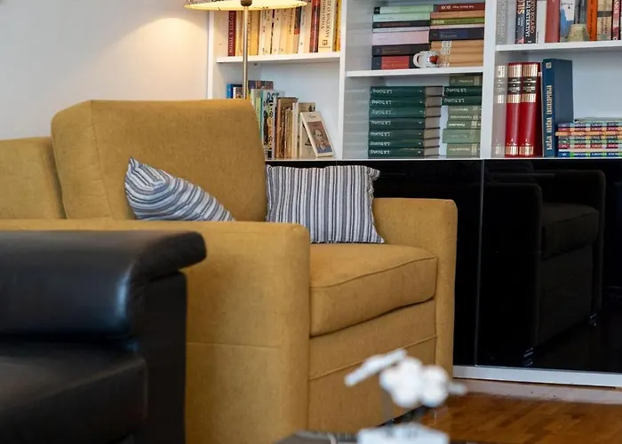 Khaleesi With Sea View